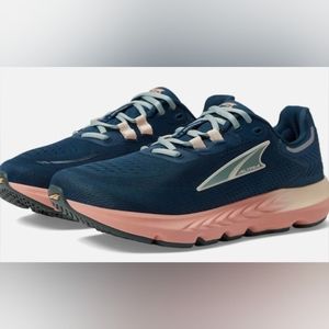 Altra Provision 7